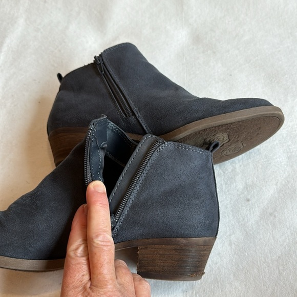 Carlos Brianne Blue Faux Suede Material Booties, size 8.5 - Picture 6 of 10